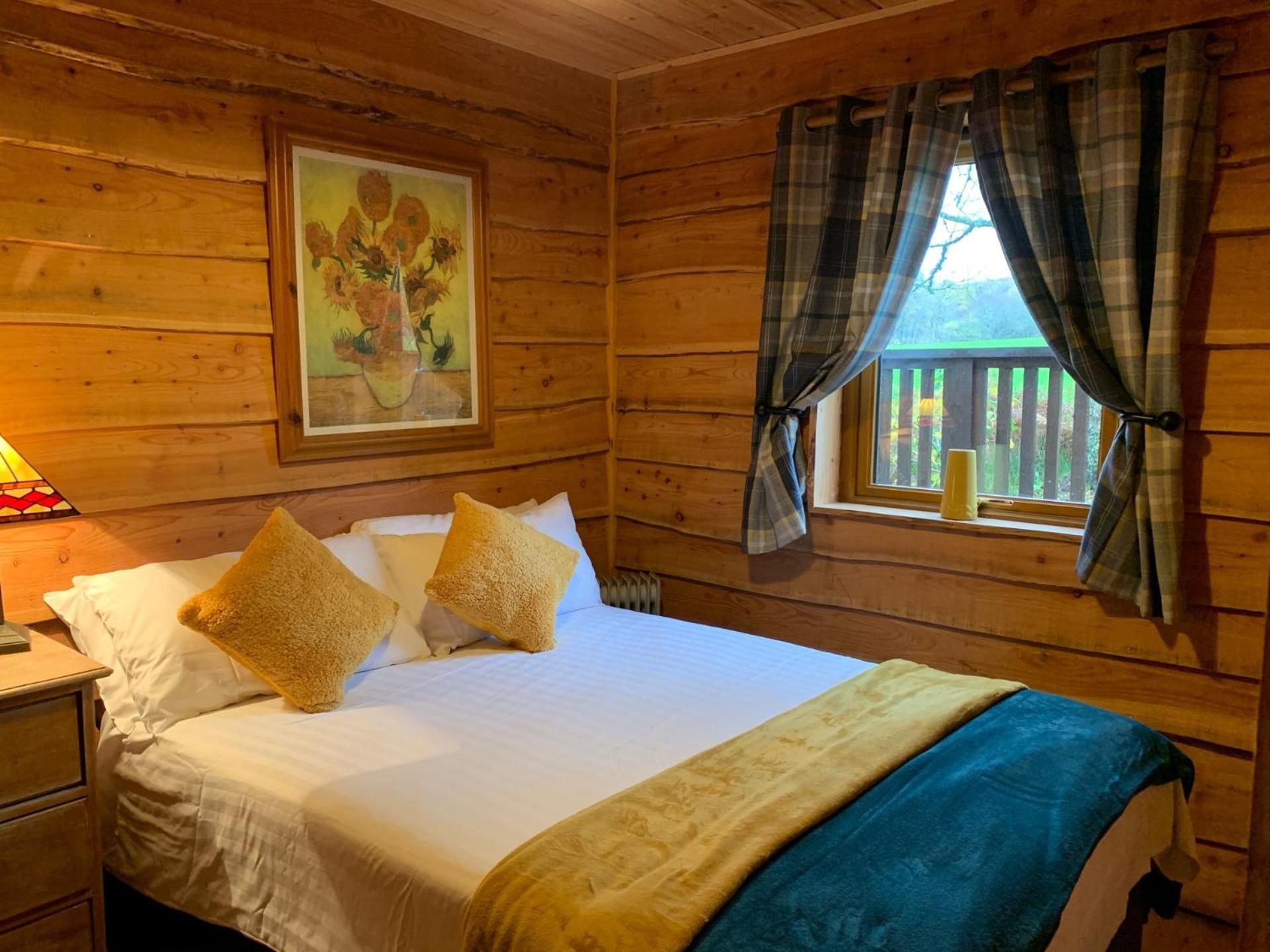 Loch Aweside Forest Cabins Dalavich Ruang foto